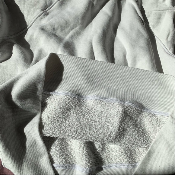 AGOLDE The Round Shoulder Half Sleeve Box Sweatshirt Womens Size Medium Heather - Picture 11 of 13